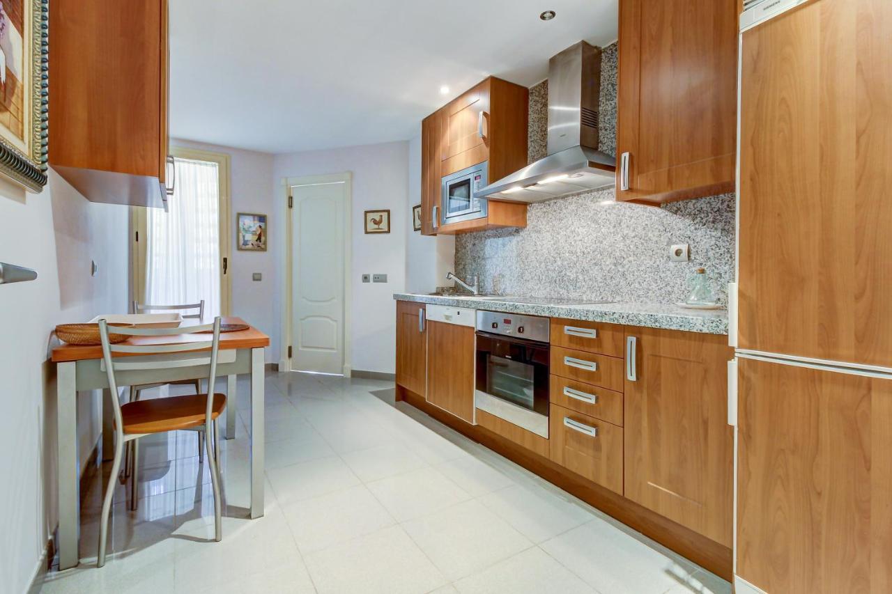 Fuente Aloha Apartment *